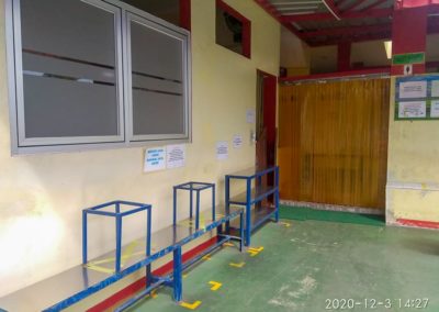 Tempat menggu antrian sholat (chair to waiting pray)